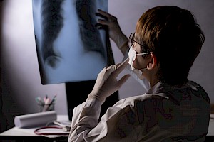 Ventajas y desventajas de estudiar Medicina