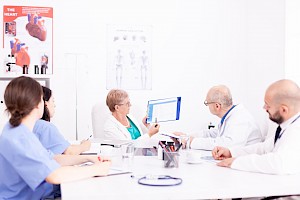 Administrador / Administradora de Servicios Sanitarios