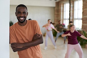 Instructor / Instructora de Danza