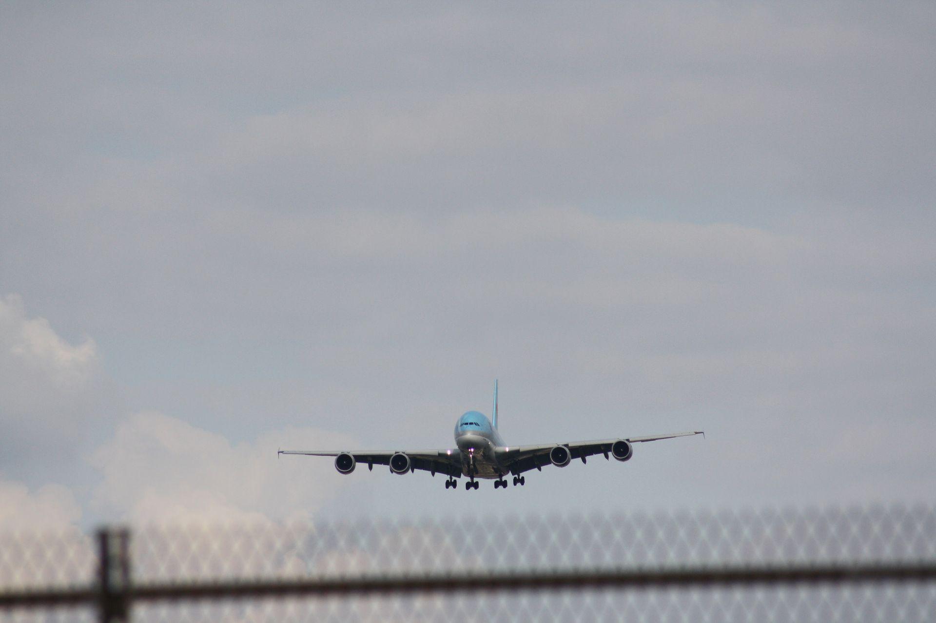 Avión utilizado por un piloto