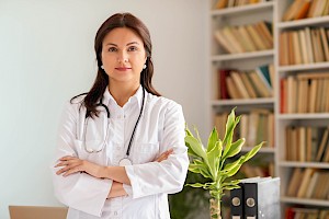 Hepatólogo / Hepatóloga