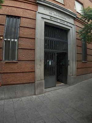 Escuela Universitaria de Enfermería Cruz Roja Española